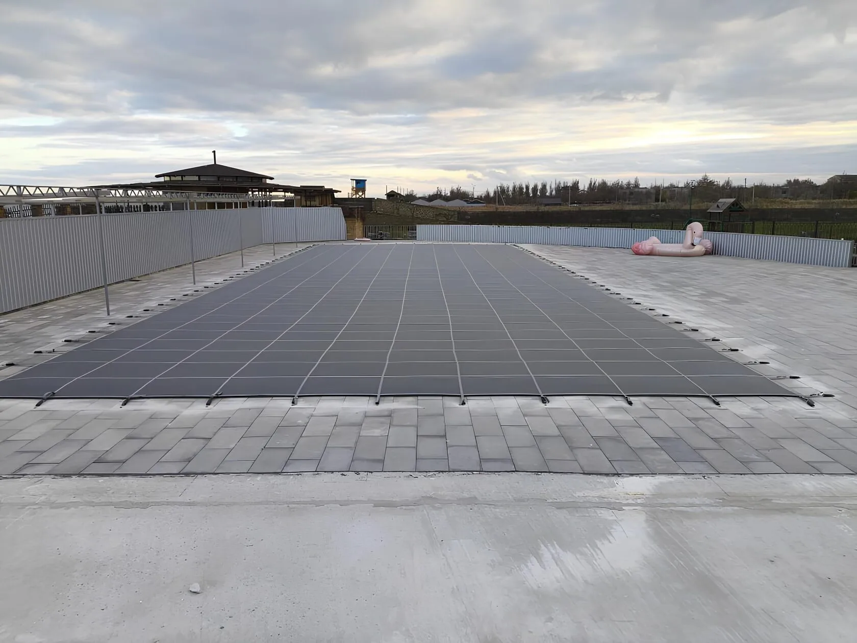 Защитное покрывало для бассейна в Апатитах