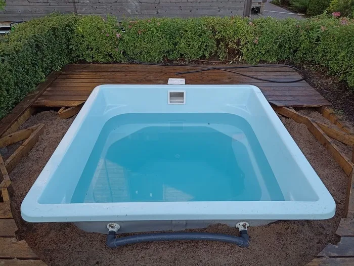 Композитная купель Laguna 2 — установка в Апатитах